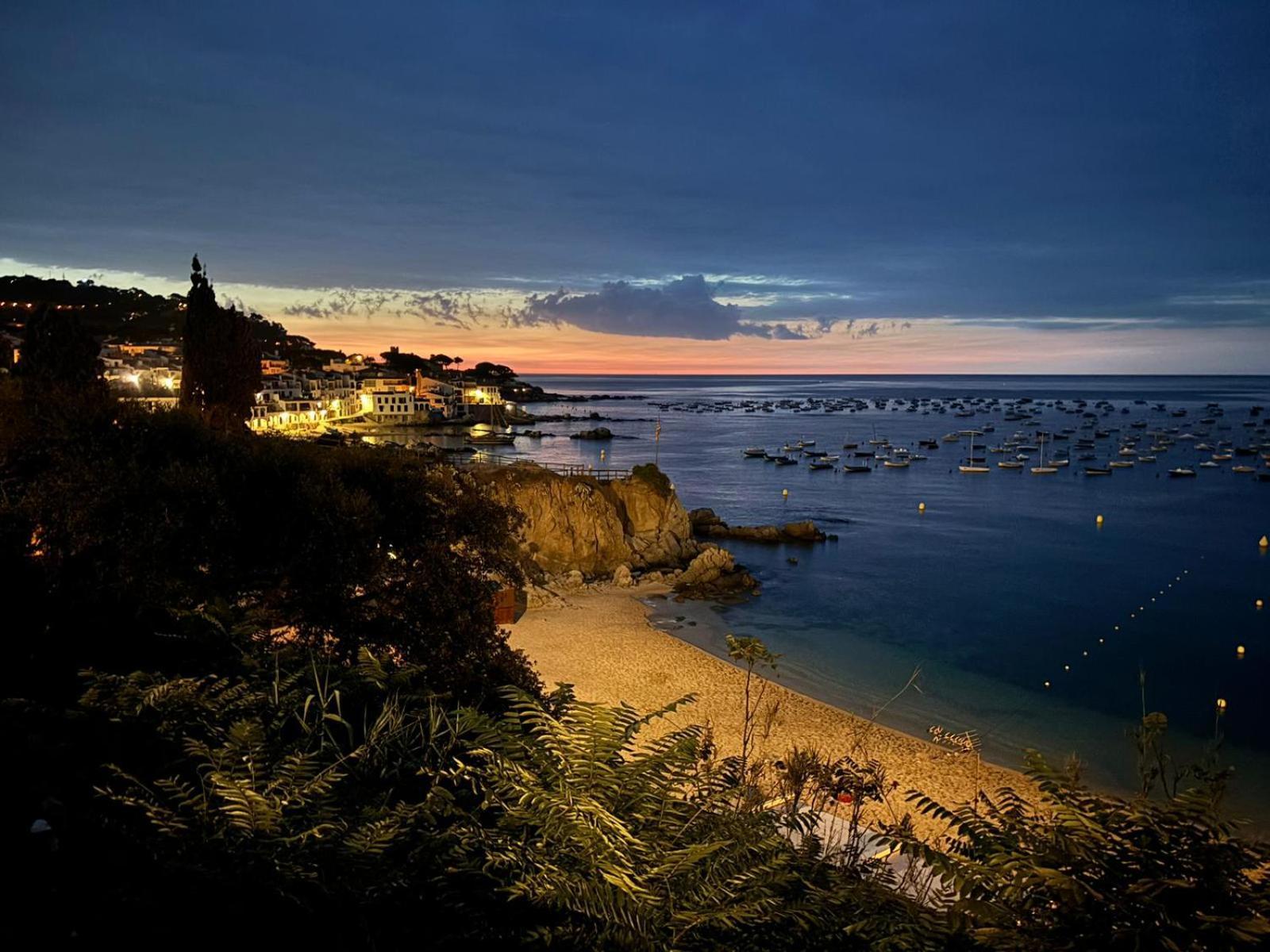 Apartamento Frente Al Mar En La Mejor Ubicacion De Calella Calella De Palafrugell Eksteriør bilde